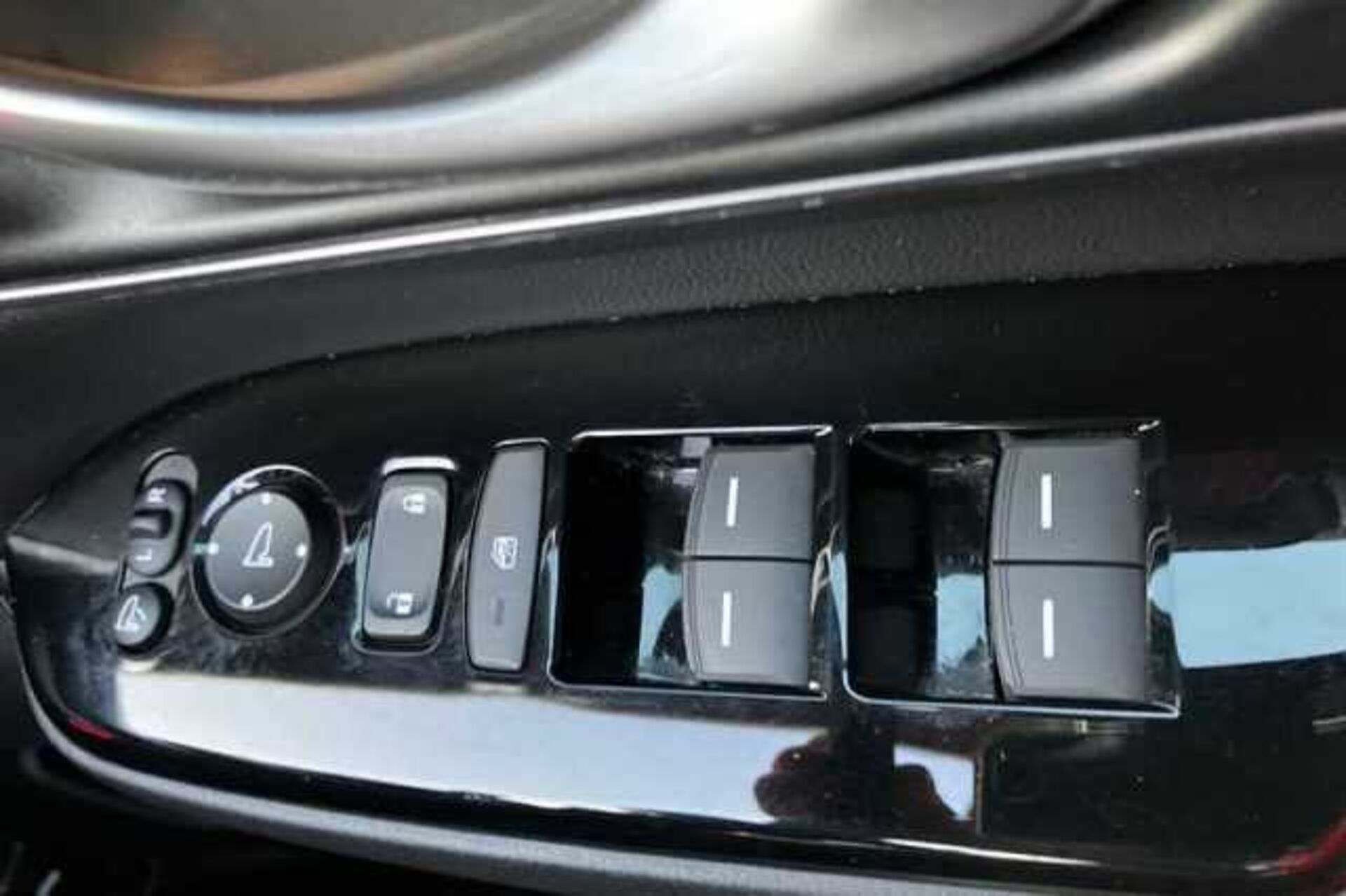 Honda CR-V Hybrid 2.0 I-MMD HYBRID SR 5DR ECVT 