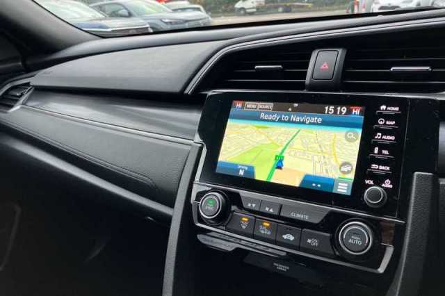 Honda Civic 1.5 VTEC TURBO SPORT 5DR 