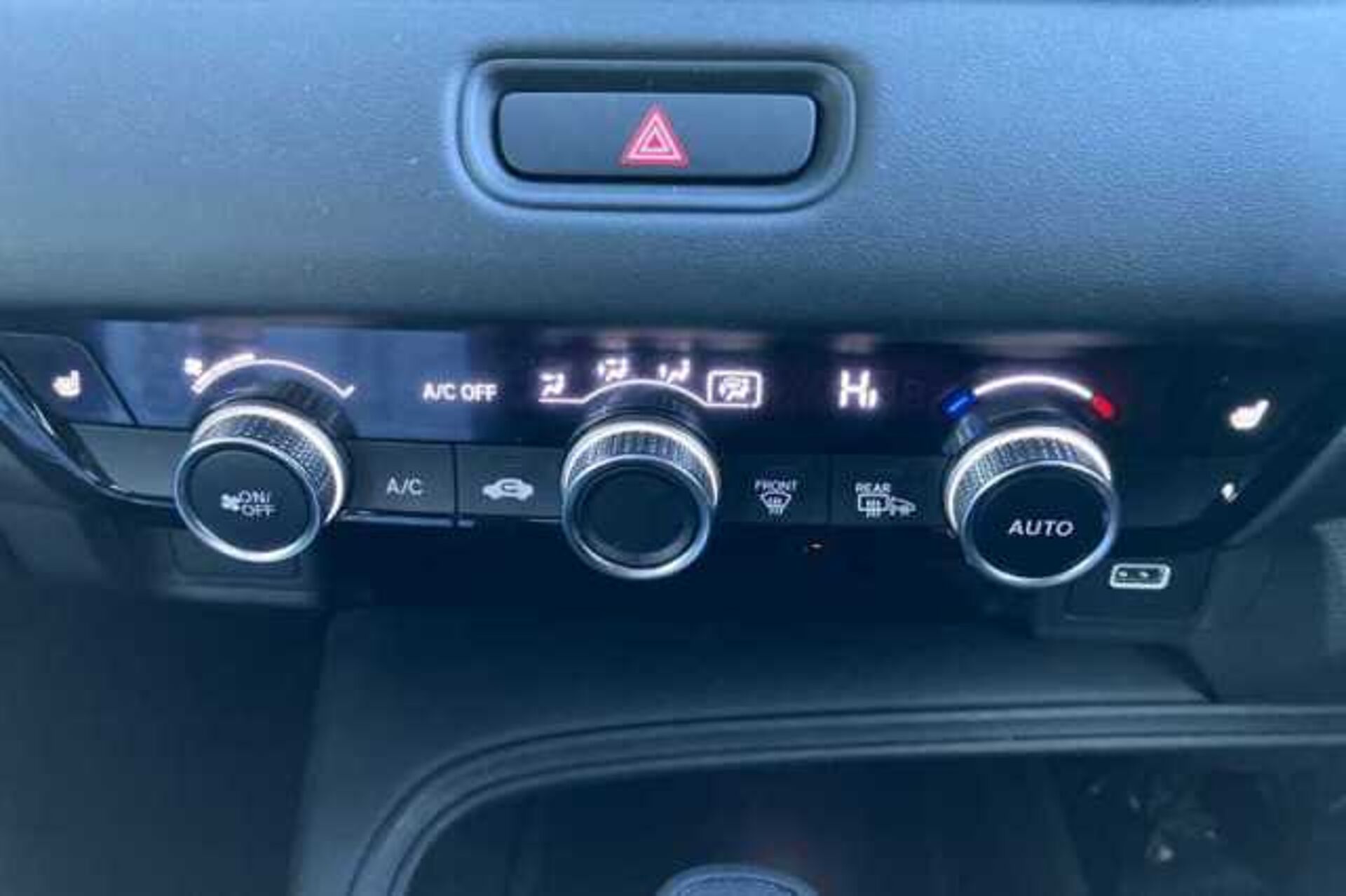 Honda HR-V Hybrid 1.5 EHEV ELEGANCE 5DR CVT 