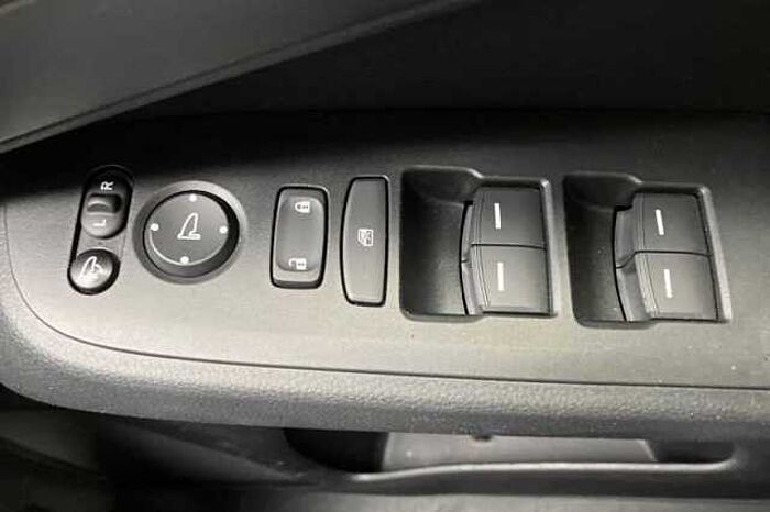 Honda HR-V Hybrid 1.5 EHEV ELEGANCE 5DR CVT 