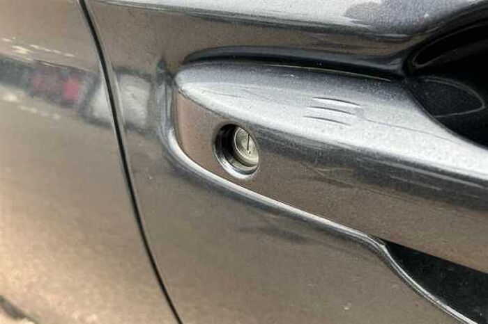 Honda HR-V Hybrid 1.5 EHEV ELEGANCE 5DR CVT 