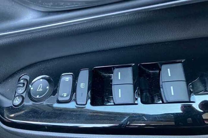 Honda CR-V Hybrid 2.0 i-MMD Hybrid SR 2WD 5dr eCVT 