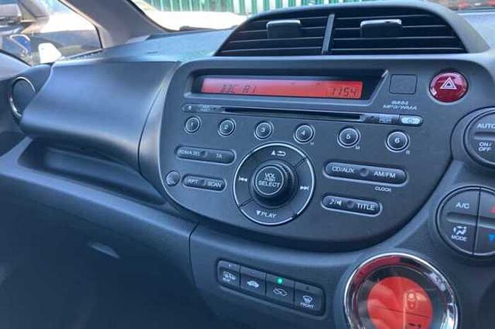 Honda Jazz 1.4 I-VTEC ES PLUS 5DR CVT 
