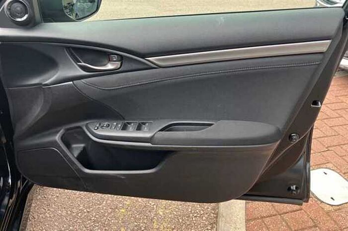Honda Civic 1.0 VTEC Turbo 126 SR 5dr 