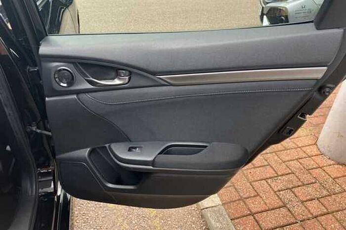 Honda Civic 1.0 VTEC Turbo 126 SR 5dr 
