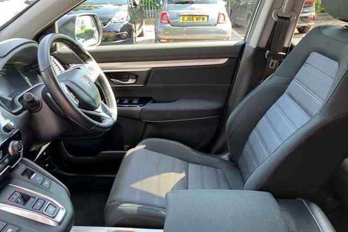 Honda CR-V Hybrid 2.0 I-MMD HYBRID SE 2WD 5DR ECVT 