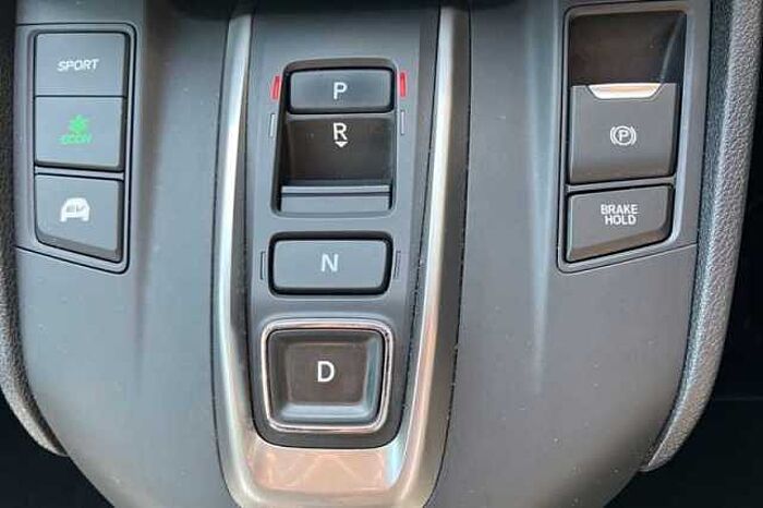 Honda CR-V Hybrid 2.0 I-MMD HYBRID SE 2WD 5DR ECVT 