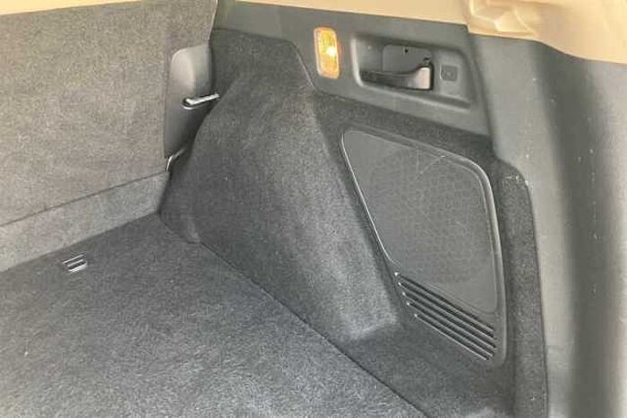 Honda CR-V Hybrid 2.0 I-MMD HYBRID SR 2WD 5DR ECVT 