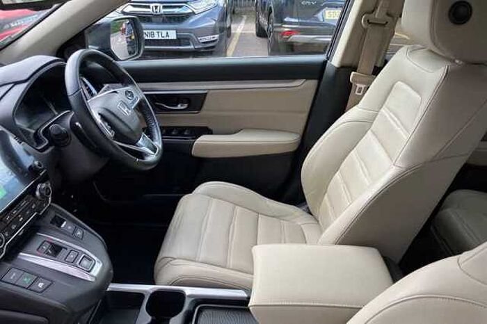Honda CR-V Hybrid 2.0 I-MMD HYBRID SR 2WD 5DR ECVT 