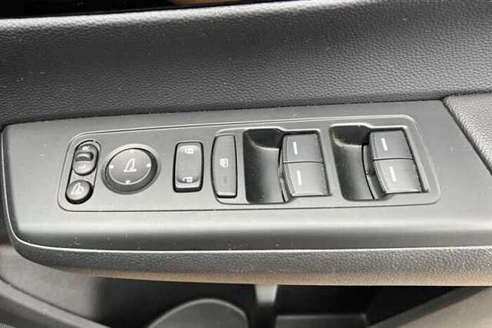 Honda CR-V e:HEV 2.0 eHEV Elegance 5dr eCVT 