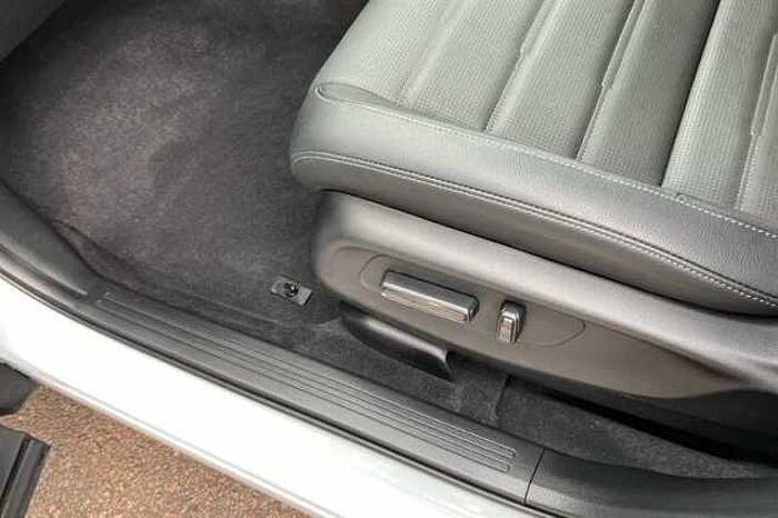 Honda CR-V e:HEV 2.0 eHEV Advance 5dr eCVT 